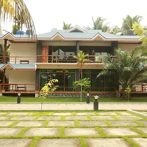 Hotel Lara Lake View